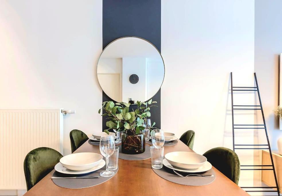 *New* Celeste Appart 6 Pax 5 Min Disney เซร์ริส ภายนอก รูปภาพ