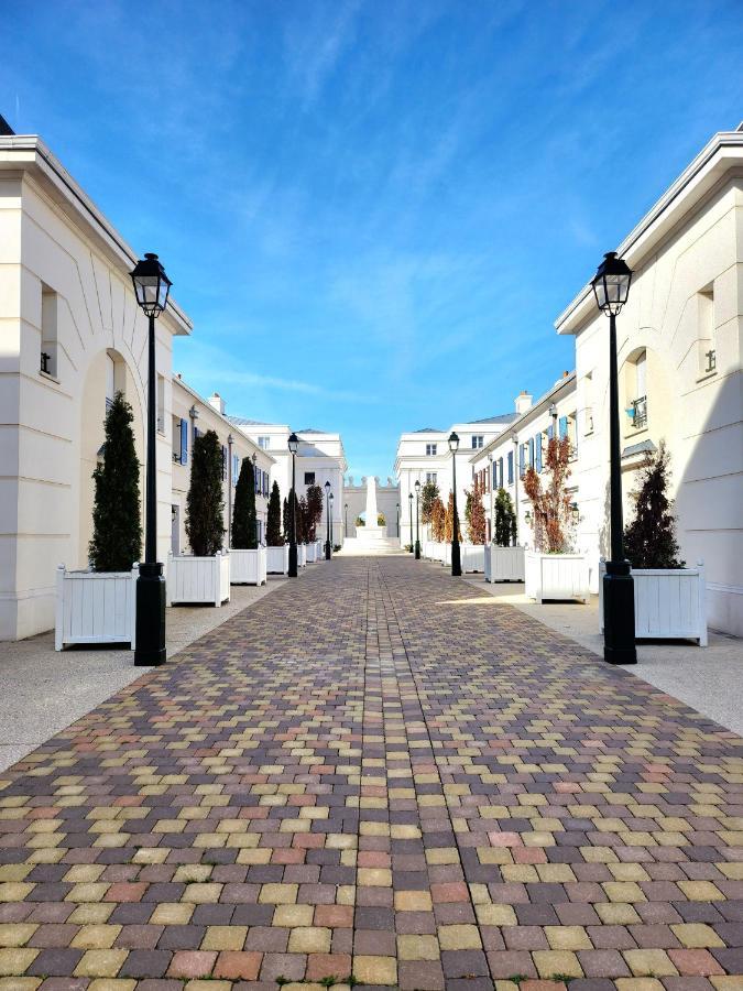 *New* Celeste Appart 6 Pax 5 Min Disney เซร์ริส ภายนอก รูปภาพ